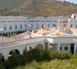 Abusivismo di Stato: l'ecomostro di Baia Campi nel Gargano è proprietà della Regione Puglia